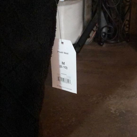 Black thick velour vest zip up with pockets - Picture 4 of 8